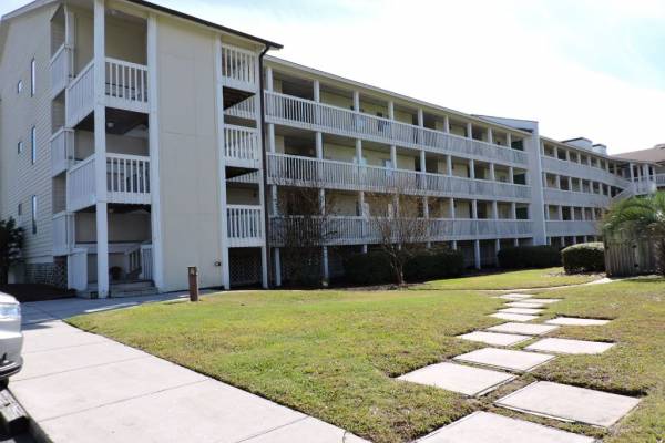 A condo building in Emerald Isle, NC