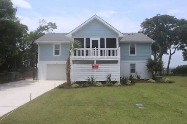 Soundfront home in Emerald Isle, NC