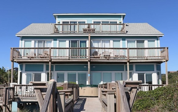 Oceanfront pet-friendly Emerald Isle Vacation Rental: Z-Scape | Sun-Surf Realty